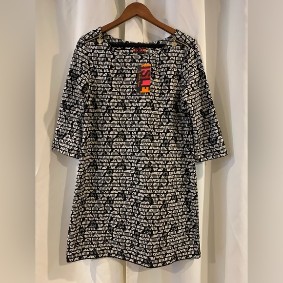 Isle By Melis Kozan Black White Pattern Striped Dress Size Medium